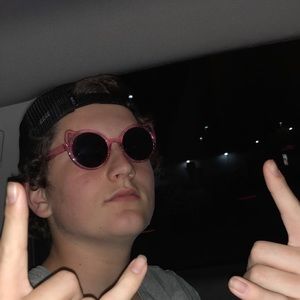 Meet your Posher, Andrew